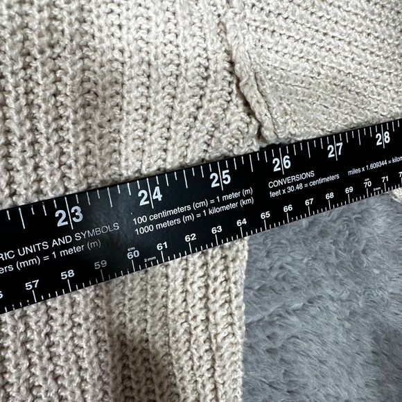 SHEIN Women’s Cardigan Sweater Size L Beige Toggle Closure Pockets Long Sleeve - Picture 2 of 7